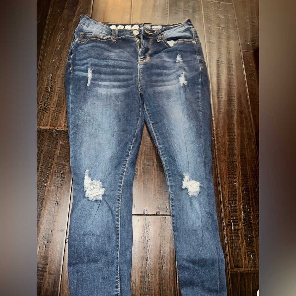 Ripped jeans